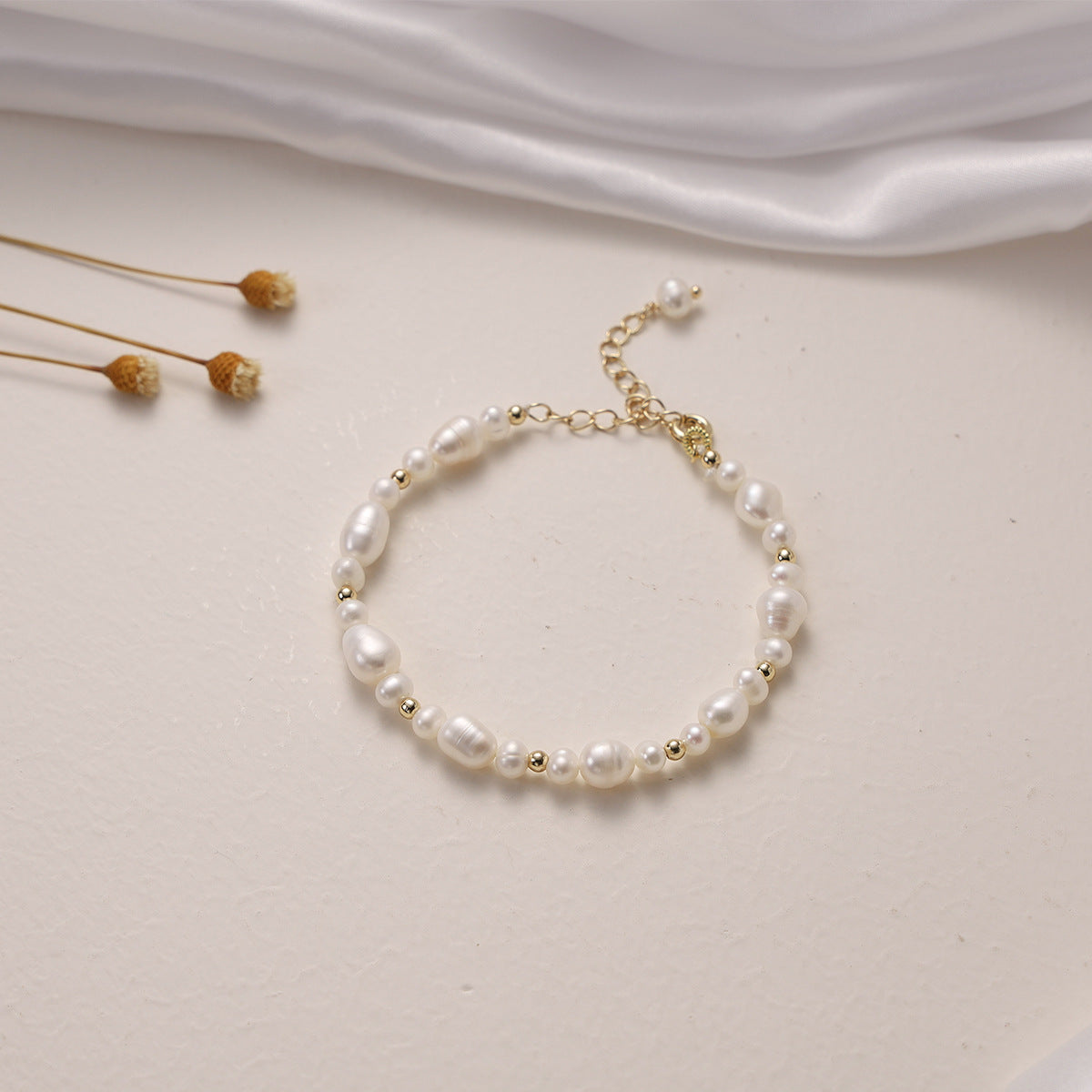 Bracciale da donna con perle d'acqua dolce naturali