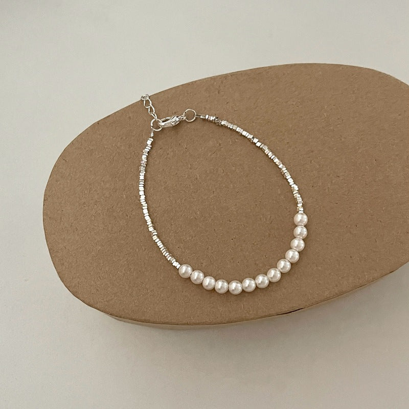 Bracelet minimaliste en argent cassé avec patchwork et perles