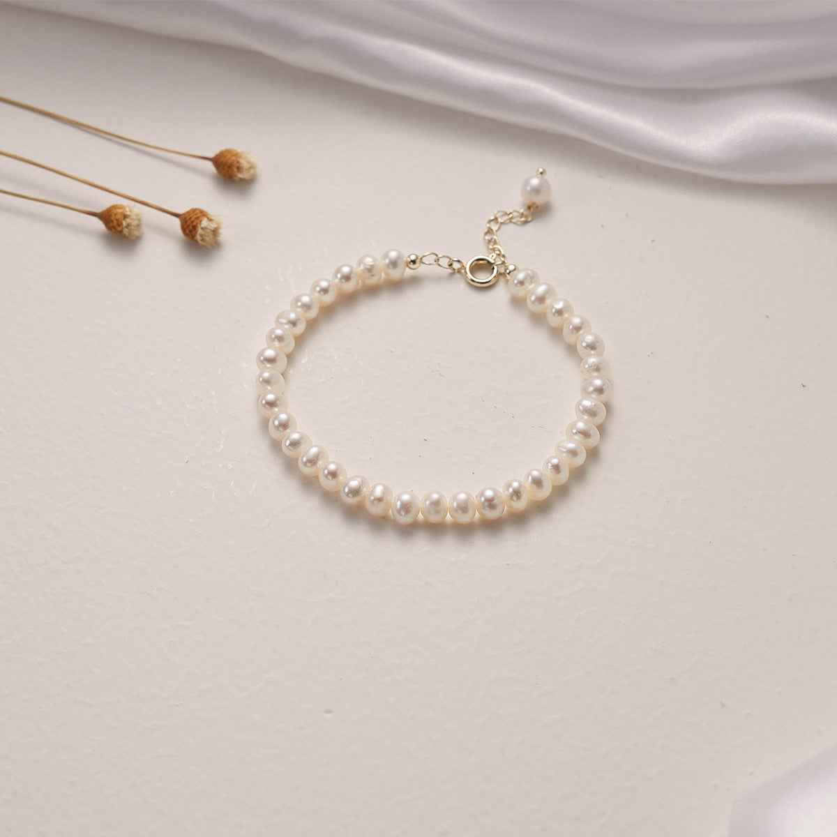 Bracciale da donna con perle d'acqua dolce naturali