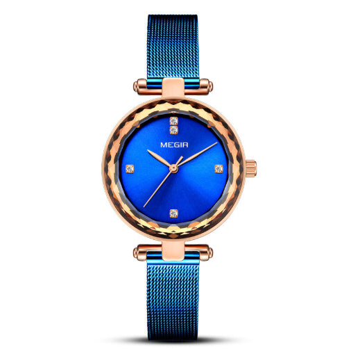 Elegante orologio da donna al quarzo con movimento importato e quadrante a specchio, cinturino in acciaio e dettagli in diamanti.