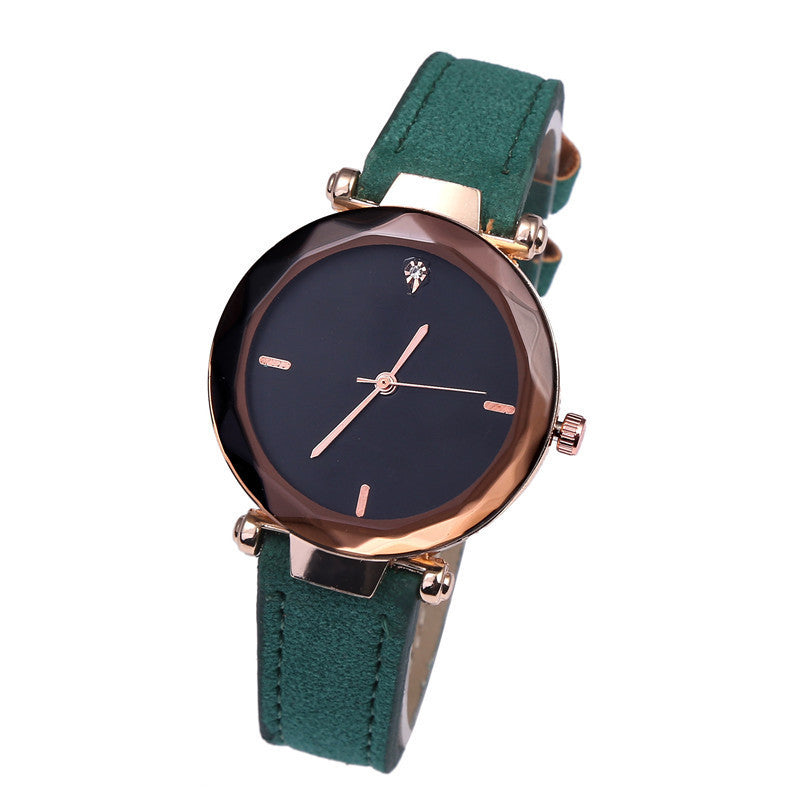 Elegante orologio da donna con cinturino in pelle satinata e diamanti taglio a goccia