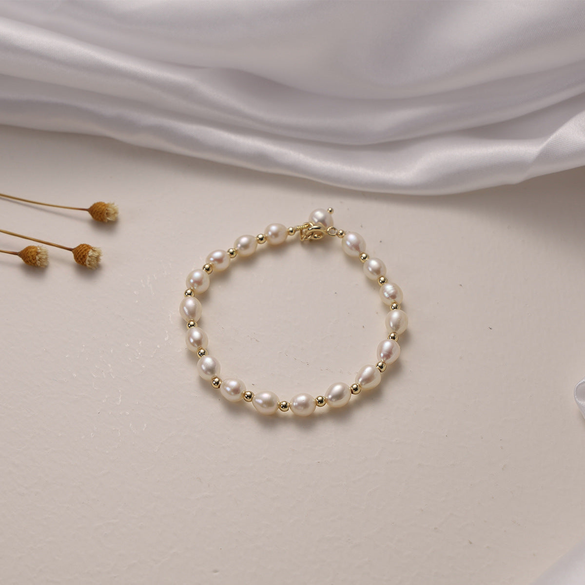 Bracciale da donna con perle d'acqua dolce naturali