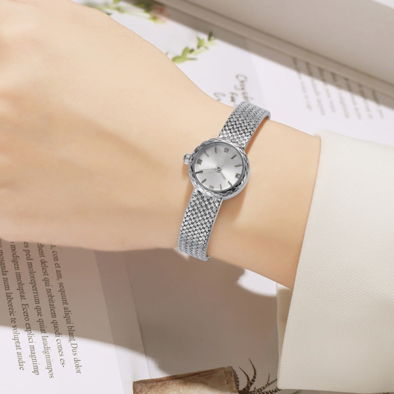 Mini orologio da donna in stile vintage con maglia in rame retrò